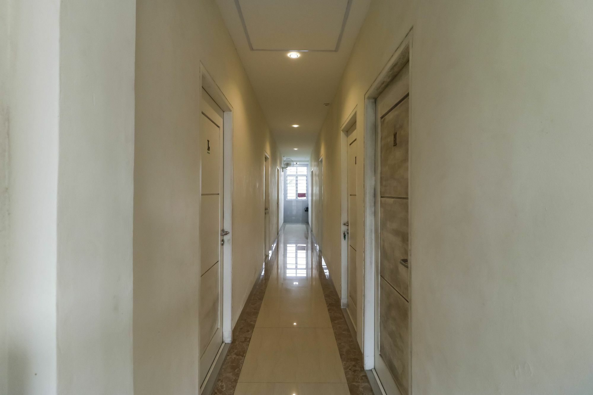 Reddoorz Near Nagoya Hill Hotell Batam Eksteriør bilde