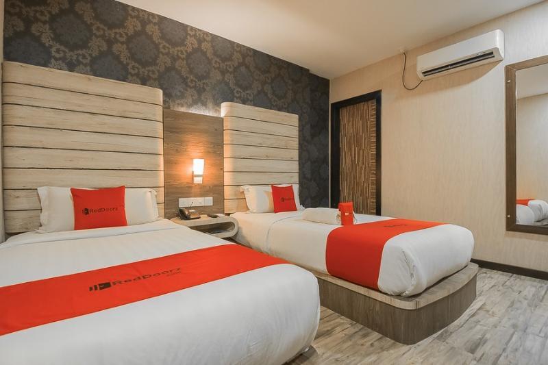 Reddoorz Near Nagoya Hill Hotell Batam Eksteriør bilde